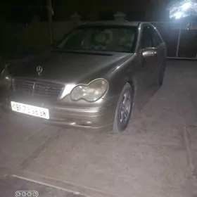 Mercedes-Benz 230E 2003