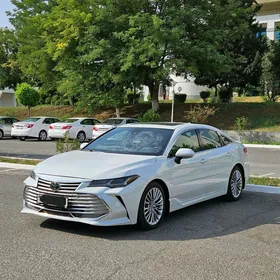Toyota Avalon 2020