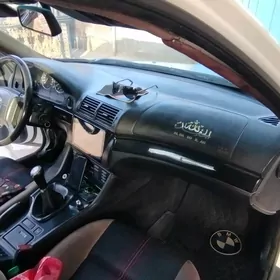 BMW M5 1998