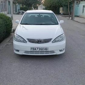 Toyota Camry 2005
