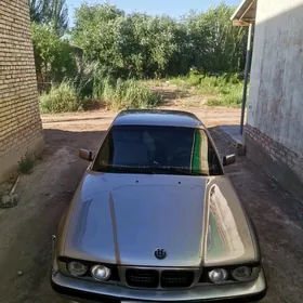 BMW 525 1990