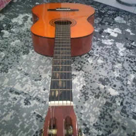 yamaha gitara