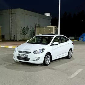Hyundai Accent 2014