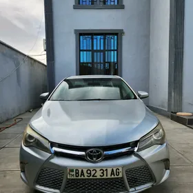 Toyota Camry 2015