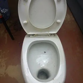 Унитаз новый без бачка