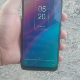 TCL 30 SE