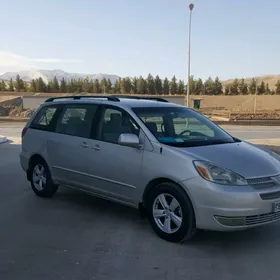 Toyota Sienna 2005