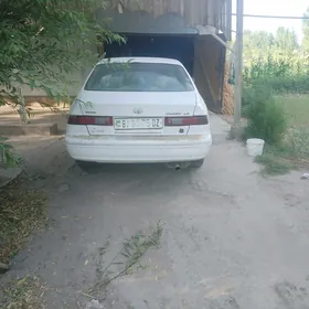 Toyota Camry 1998