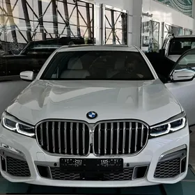 BMW 740 2021