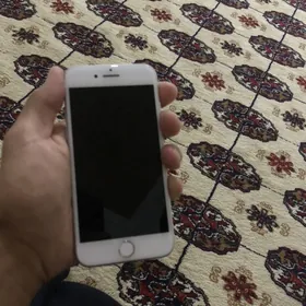 iPhone 8