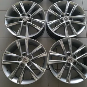 Lexus disga 17 lik.
