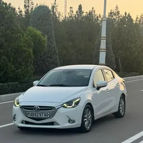Toyota Yaris 2017