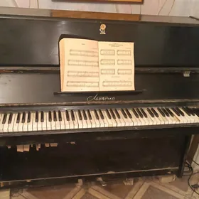 Pionina Lastoçka