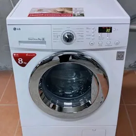 8 кг LG DD MOTOR