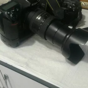 Nikon D 300