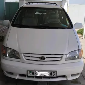 Toyota Sienna 2000