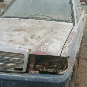 Mercedes-Benz 190E 1985