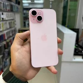 iPhone 15