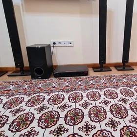 Domasniy kinoteatr LG