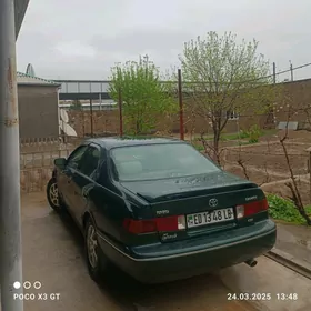 Toyota Camry 2000