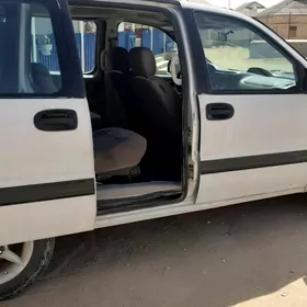 Opel Sintra 1998