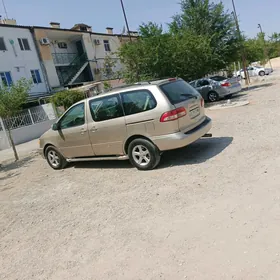 Toyota Sienna 2002