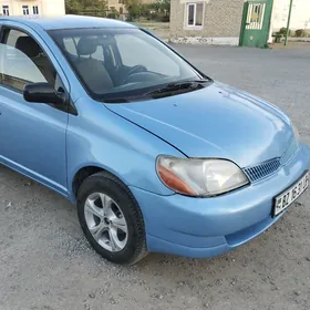 Toyota Echo 2001