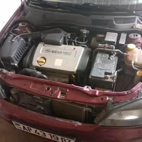 Opel Astra 1999