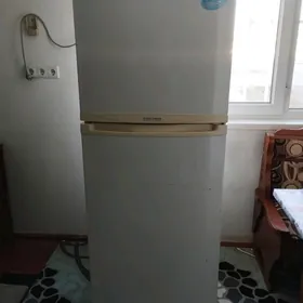 Samsung holodilnik