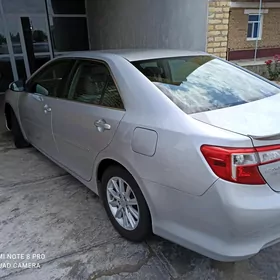 Toyota Camry 2013