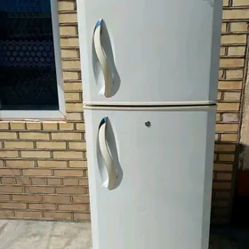 Холодильник LG