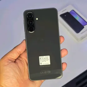 Samsung A36  8/256gb