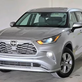 Toyota Highlander 2022