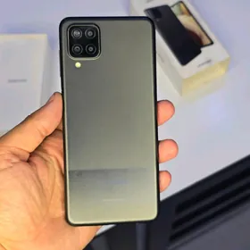 Samsung A12 4/128gb