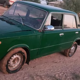 Lada 2104 1980