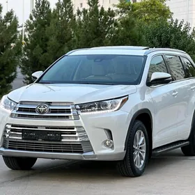 Toyota Highlander 2019