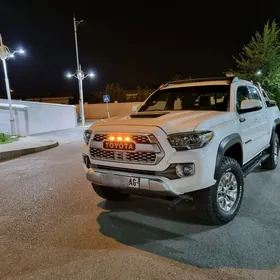 Toyota Tacoma 2018