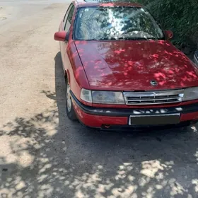 Opel Vectra 1989