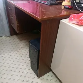 Стол б/у