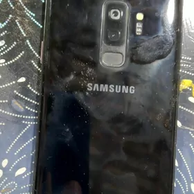 s9+