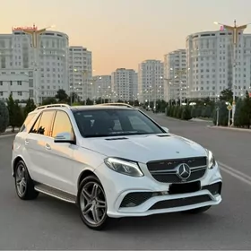Mercedes-Benz GLE 43 2015