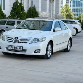 Toyota Camry 2011