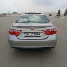 Toyota Camry 2017
