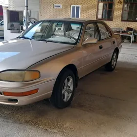 Toyota Camry 1993