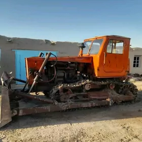 MTZ 82 1982