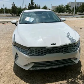 Kia K5 2021