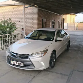 Toyota Camry 2017