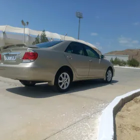 Toyota Camry 2005