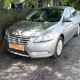 Nissan Sentra 2013