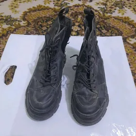 erkek ayakgap 5 manatdan